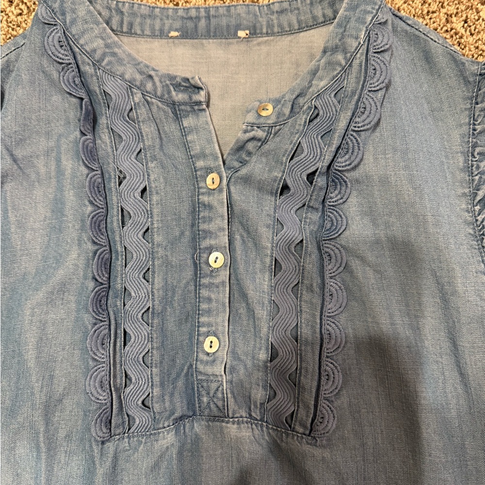 Source Unknown Blue Ruffled Blouse - Picture 2 of 2